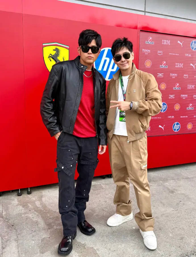 林志颖与周杰伦F1赛道墨镜合影，酷飒造型引关注-1