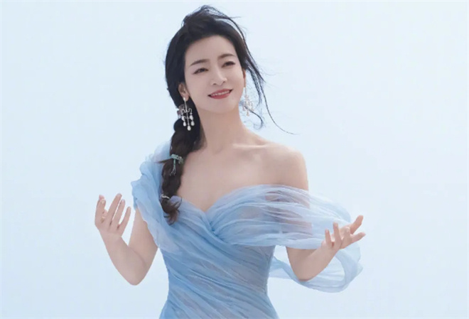 《超长售后》开播：王宝强、段奕宏，谁主沉浮？-2